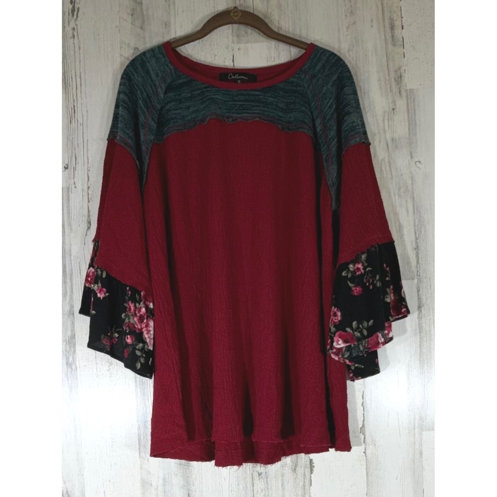 Calessa Tunic Top XL Burgundy Mixed Media Floral Bell Sleeve Boho Crinkle Artsy